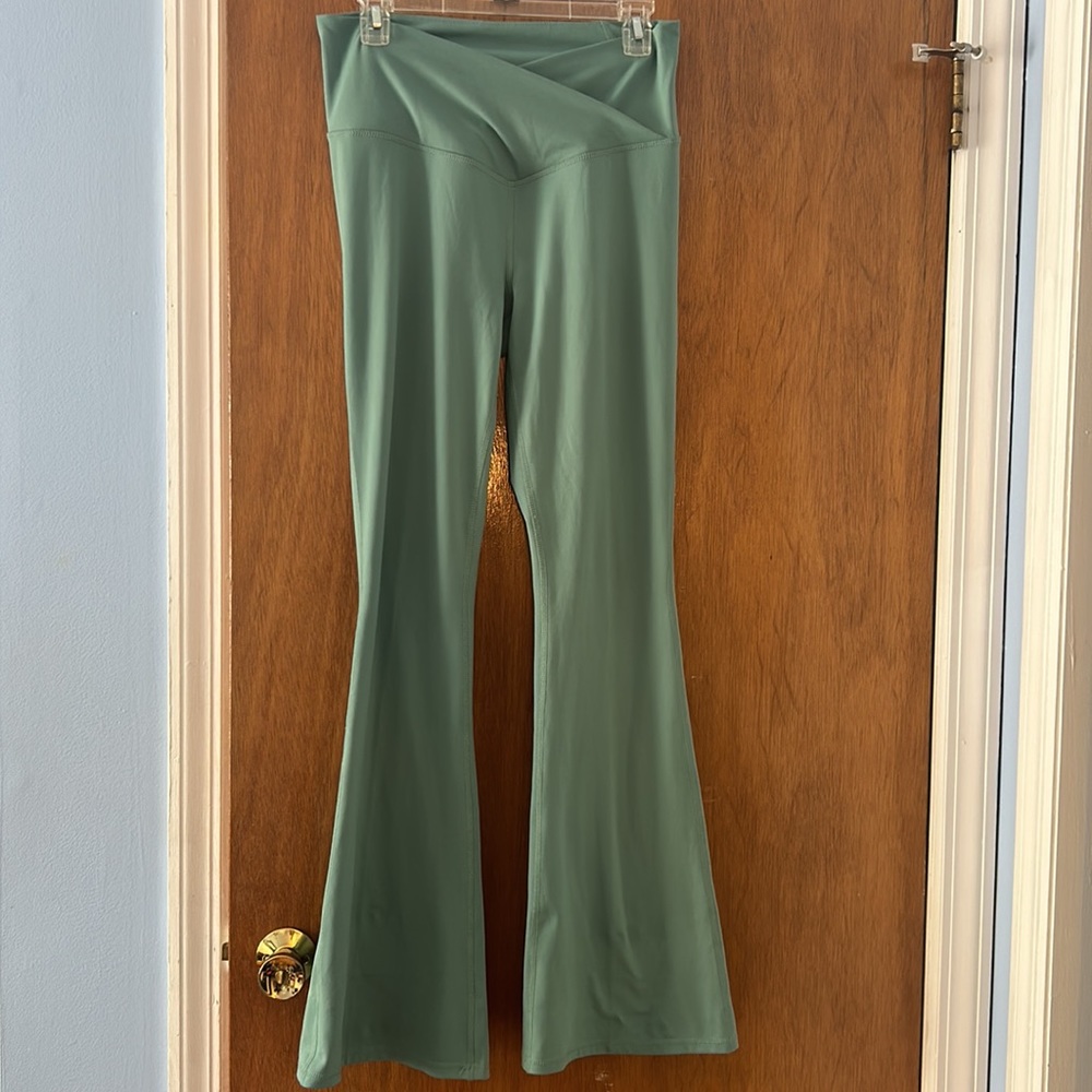 DSG FLARE LEGGINGS